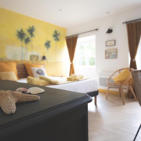 Bed and Breakfast Escale de Gerbold Gratot Exterior foto